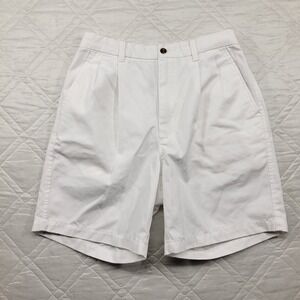outer rim white pleated chino shorts size 32
